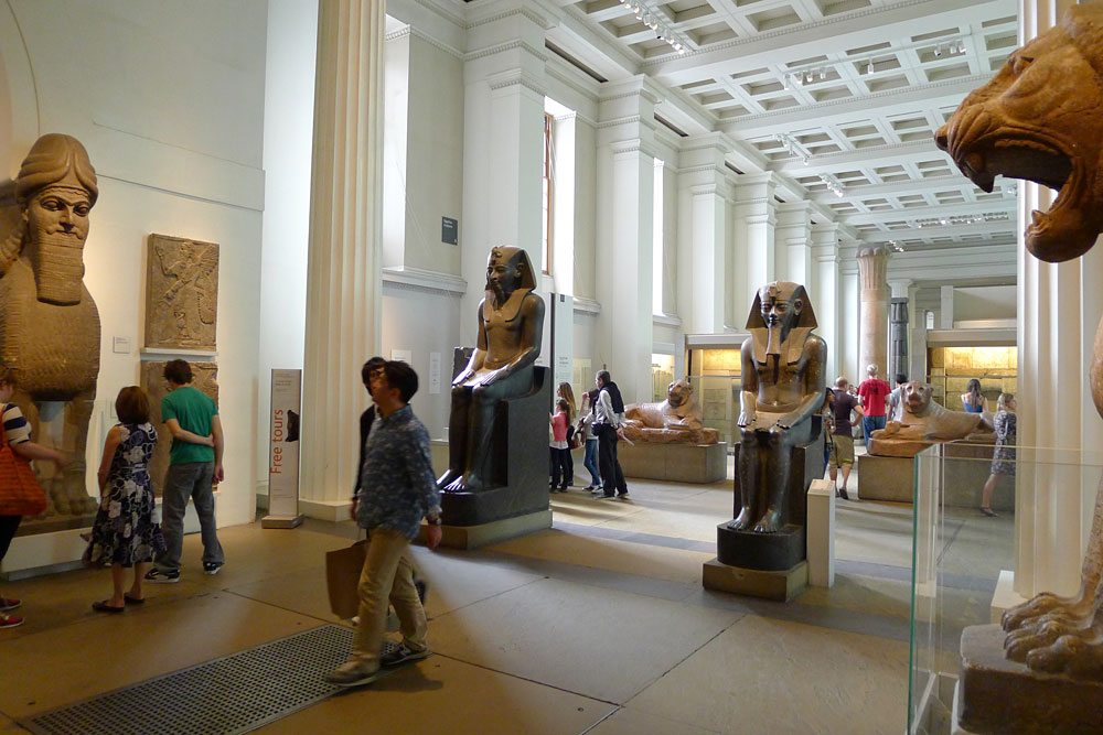 الآثار المصرية وآثار الحضارات القديمة في المتحف البريطاني